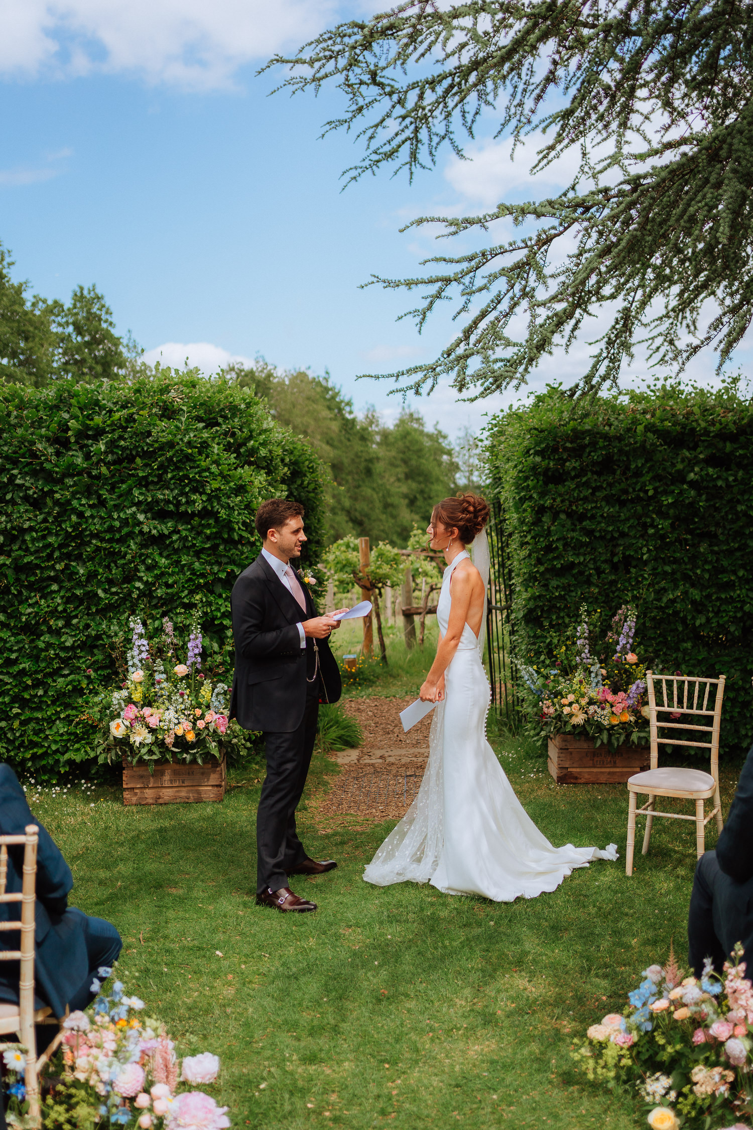 OLD LUXTERS BARN WEDDING PHOTOGRAPHY OXFORDSHIRE 006 OLD LUXTERS BARN WEDDING PHOTOGRAPHY OXFORDSHIRE 006
